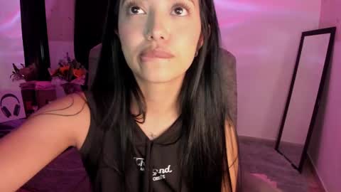 Stormi online show from 25, 2, 2025