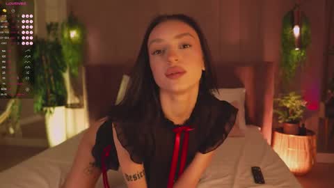 adoracortes online show from 13, 11, 2025