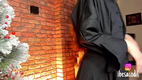 Snapshot of adriana_allen chatting on 24, 12, 2024 Adri online show from 24, 12, 2024