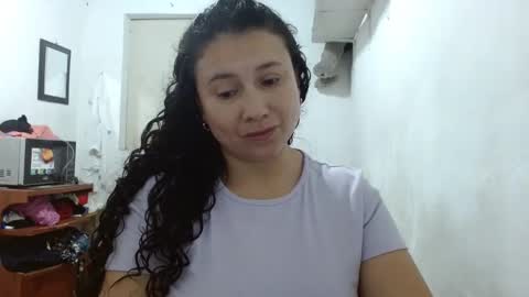 Adriana Tellez online show from 20, 10, 2025