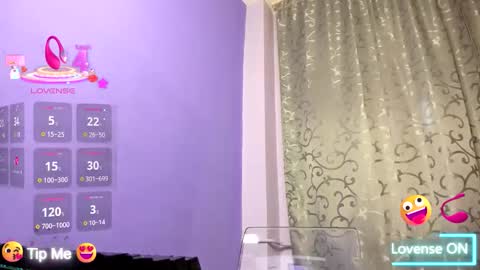 adriannalyly online show from 13, 9, 2025