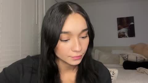 Snapshot of adriannarodriguez chatting on 7, 2, 2025 Adrianna  online show from 7, 2, 2025