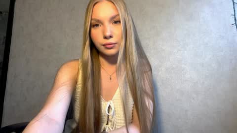 Caroline online show from 5, 4, 2026