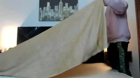 Adrian online show from 13, 4, 2026