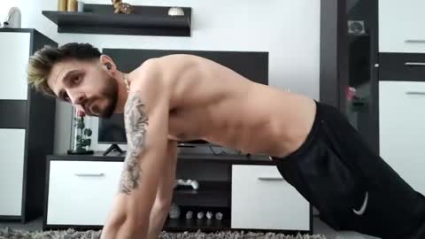 Adriano online show from 4, 3, 2025