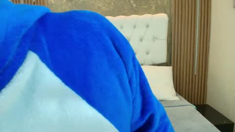 adrianstark_ online show from 23, 5, 2026