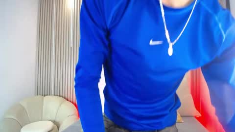 adrianstark_ online show from 28, 5, 2026