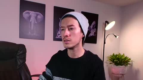 Snapshot of adrianwilliams_ chatting on 17, 2, 2025 Adrian Williams online show from 17, 2, 2025