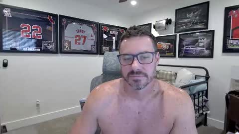 Snapshot of adventrs_fun chatting on 4, 5, 2026 adventrs_fun online show from 4, 5, 2026