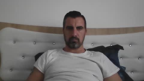 Adrian online show from 9, 4, 2026