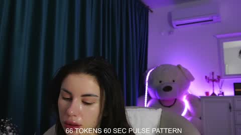 Aelia online show from 13, 1, 2025