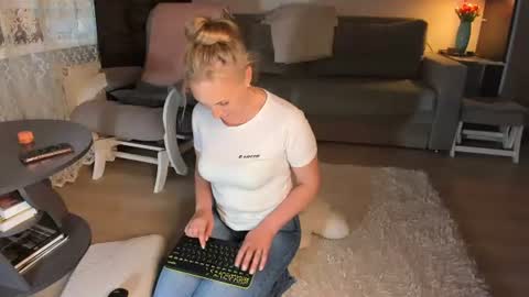 OneAfa online show from 18, 6, 2026