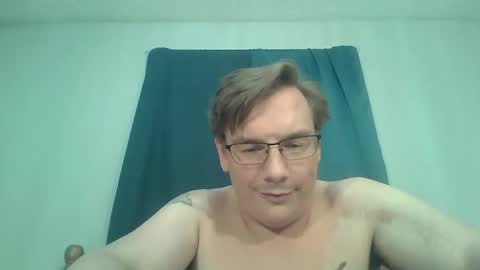 afreeman1 online show from 19, 10, 2025