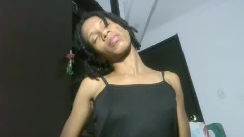 Snapshot of africadeluxe chatting on 1, 1, 2025 Africa online show from 1, 1, 2025