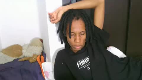 Snapshot of africadeluxe chatting on 16, 2, 2025 Africa online show from 16, 2, 2025