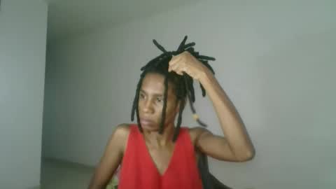 Snapshot of africadeluxe chatting on 15, 4, 2026 Africa online show from 15, 4, 2026