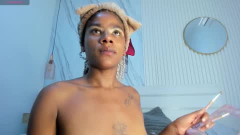 Afro Luna online show from 8, 1, 2026