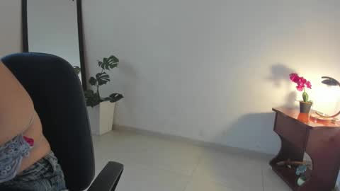 Lorena online show from 17, 9, 2025