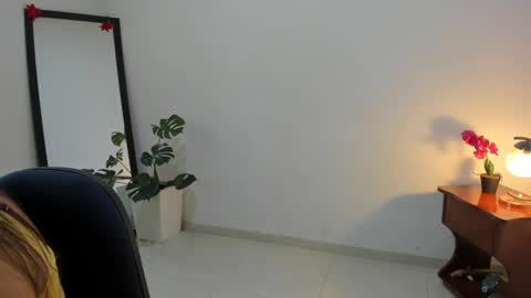 Lorena online show from 19, 9, 2025