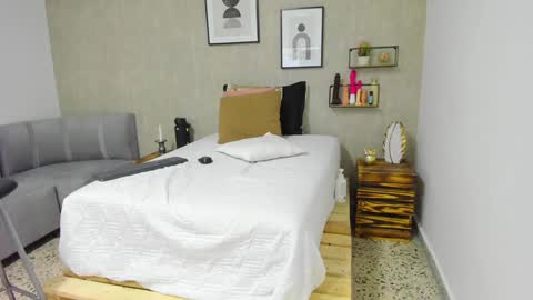 Afrodita online show from 8, 2, 2025