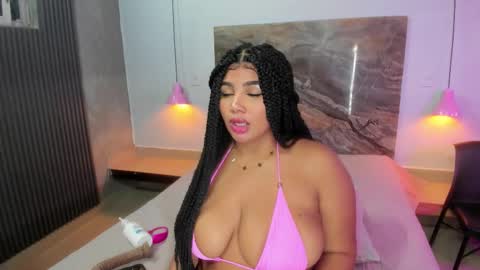 Afrodita Ross online show from 21, 11, 2025