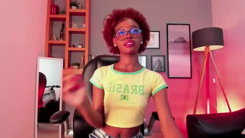 Snapshot of afrodita_sweeet chatting on 11, 11, 2025 Afrodita online show from 11, 11, 2025