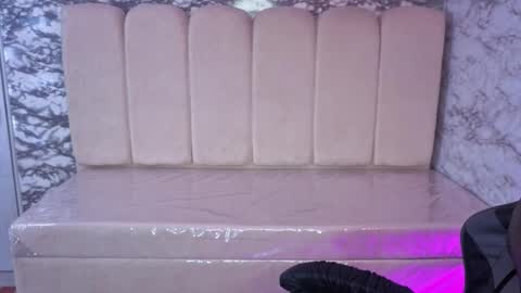 afrodita_wild_v online show from 20, 12, 2025