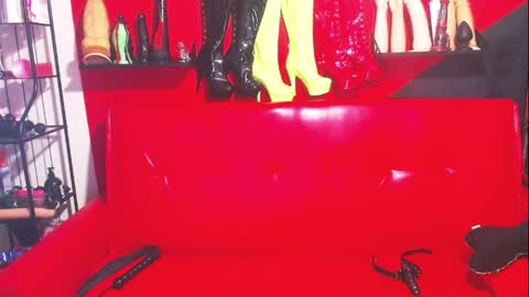 Snapshot of afroditagun666 chatting on 25, 3, 2026 AfroditaGun666 online show from 25, 3, 2026