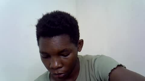 Snapshot of afronubians_ chatting on 25, 1, 2025 pink and josphen online show from 25, 1, 2025