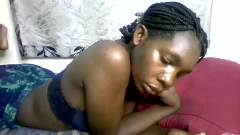 Snapshot of afronubians_ chatting on 2, 2, 2025 pink and josphen online show from 2, 2, 2025