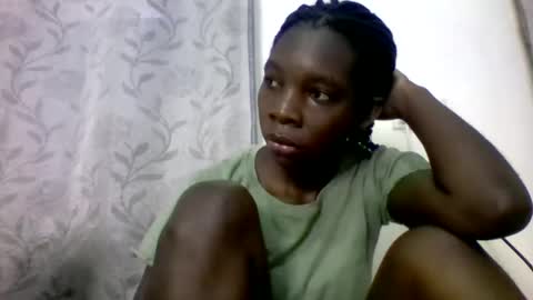 Snapshot of afronubians_ chatting on 12, 2, 2025 pink and josphen online show from 12, 2, 2025