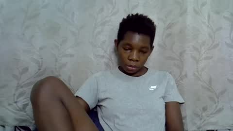 Snapshot of afronubians_ chatting on 3, 3, 2025 pink and josphen online show from 3, 3, 2025