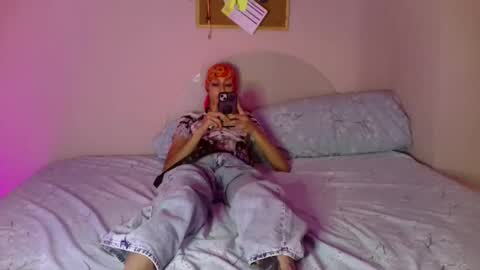 Snapshot of agata200081 chatting on 14, 9, 2025 pamelaanderson777 online show from 14, 9, 2025