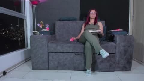 Agata Collinss online show from 20, 2, 2025