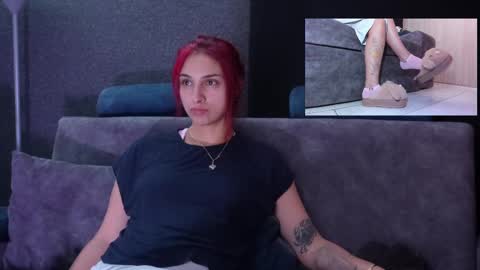 Agata Collinss online show from 1, 10, 2025