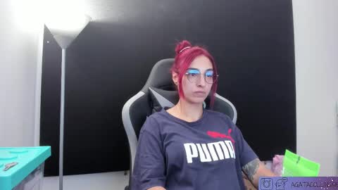 Agata Collinss online show from 4, 3, 2026