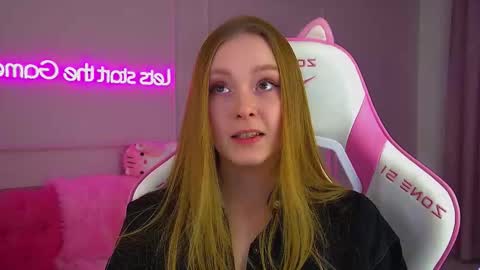 AgataFoxley online show from 24, 11, 2025