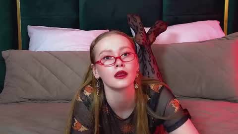 AgataFoxley online show from 20, 3, 2026