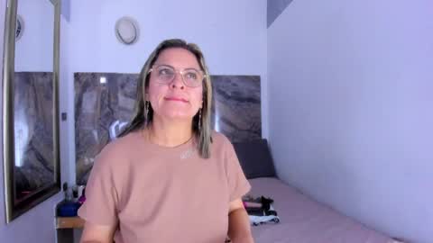 agatha_pleasure online show from 19, 5, 2026
