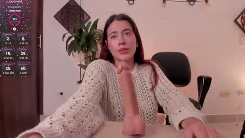 Agatha vixen  online show from 21, 2, 2025