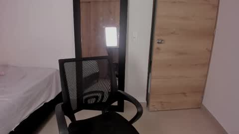 Agatha vixen  online show from 16, 12, 2025