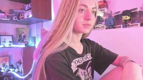 Camila     2 online show from 9, 1, 2025