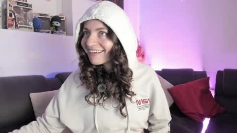 Camila     2 online show from 19, 5, 2026
