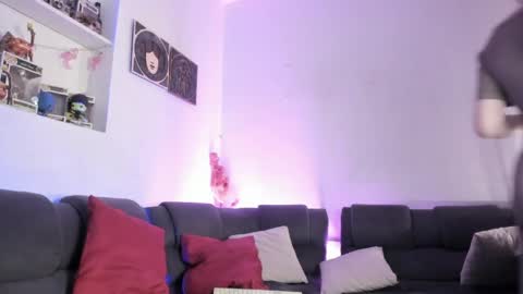 Camila     2 online show from 27, 5, 2026