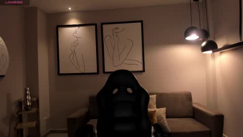 Agatha online show from 9, 2, 2025