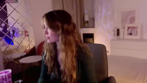 Agnes online show from 25, 3, 2026