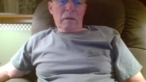 aguynrkfrd online show from 28, 9, 2025