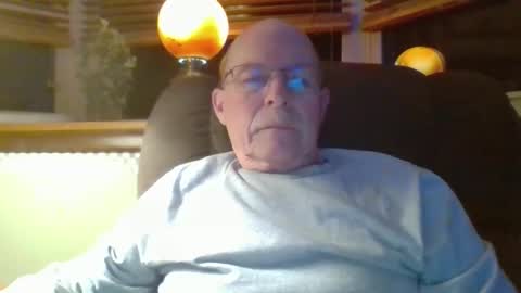 Snapshot of aguynrkfrd chatting on 21, 12, 2025 aguynrkfrd online show from 21, 12, 2025