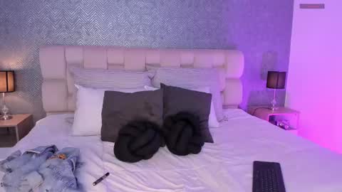 Ahmara  online show from 22, 2, 2025