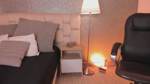 Ahmara  online show from 6, 4, 2026